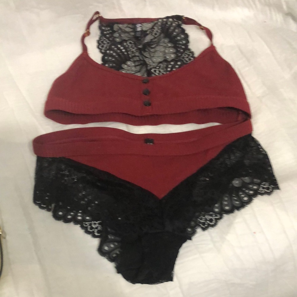 Yandy Collection Bralette & Lace Panty Set  Size S/ M- NWT